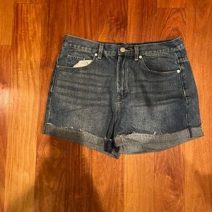 BlankNYC “The Barrow” Vintage High-Rise Short